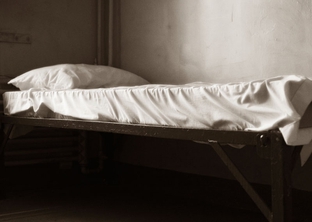 As the state weighs budget cutting options, 200 mental hospitals beds are on the chopping block.
