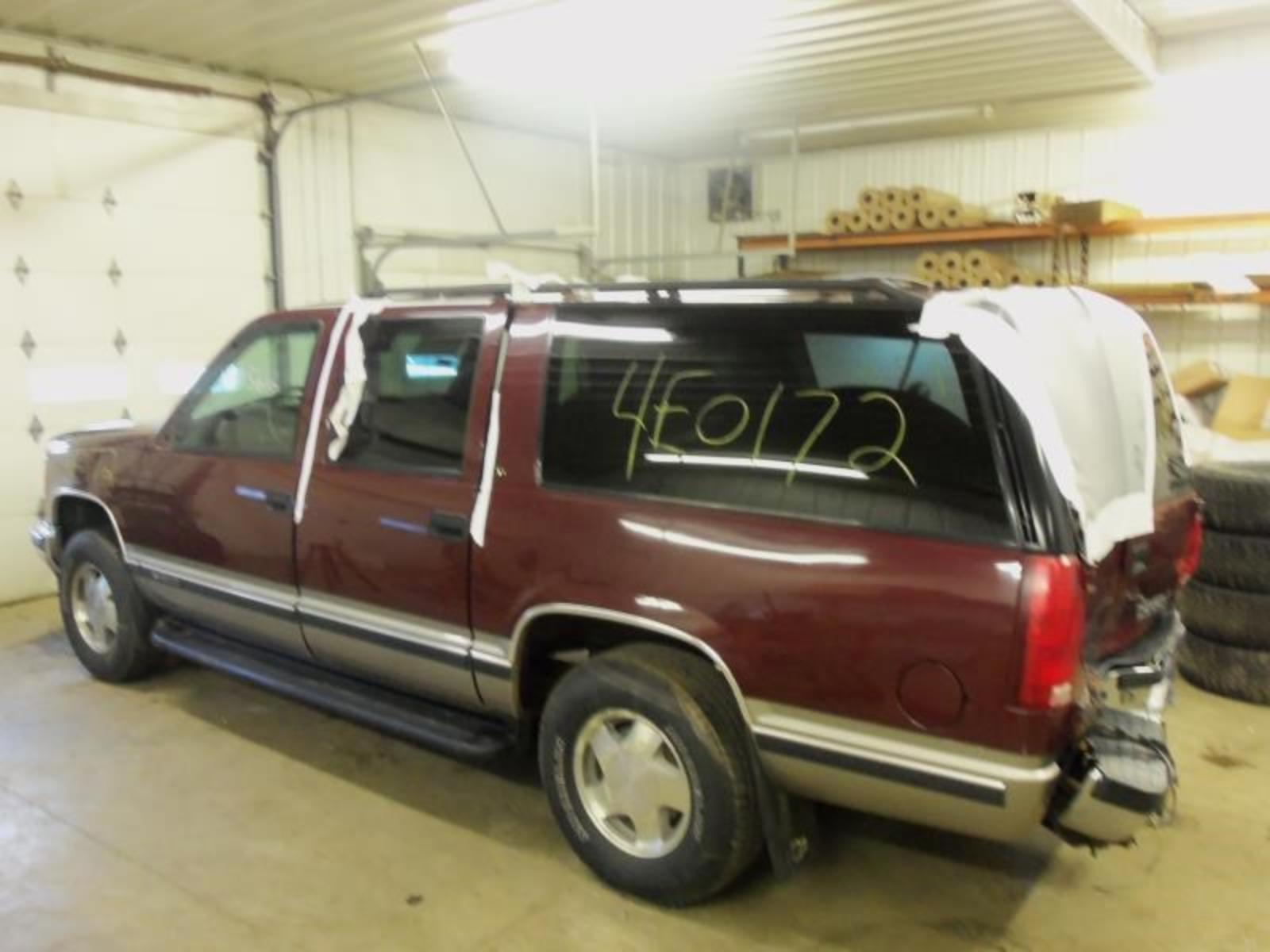 CHEVROLET SUBURBAN 1500 Jack 1999