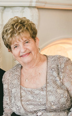 Ada Salvador (1939 - 2017)