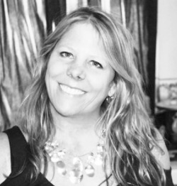 Ann D._Lueder