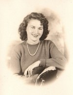 Bess Kamont Wehrlen (1919 - 2017)
