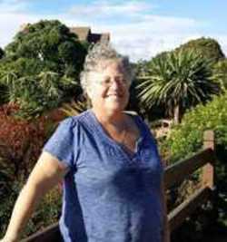Beth_Gladstein