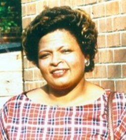 Carolyn_Lewis