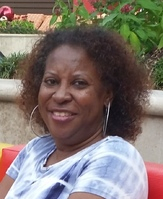 Carolyn_McMullins-Robertson