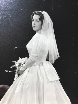Christine_Warren
