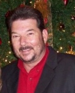 Derrick_Stephens