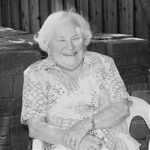 Donna Elaine (Leggett) Momb