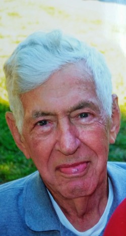 Douglas_Hylton