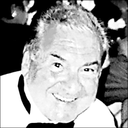 Dr. Laszlo_Vincze