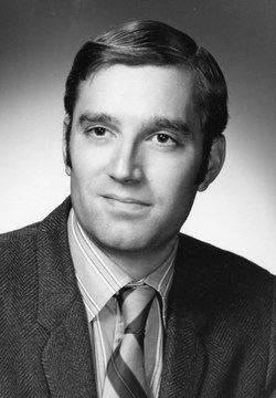 Edward_Weinthaler, Jr.