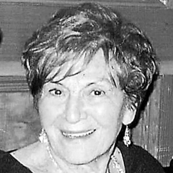 Elizabeth_Cammarata