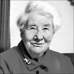 Ella M. Lumsden (1923 - 2020)