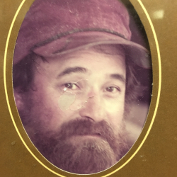 Frank J._Favalora