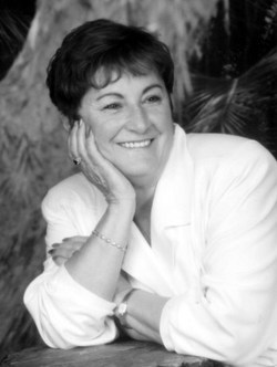 Helen J._Naert