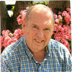 Howard J._Uptagrafft