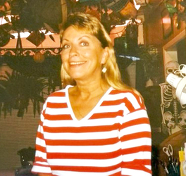 Julie_Cross