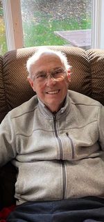 Kenneth H. Hultstrom (1934 - 2022)