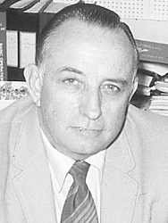 Kenneth W._Healy