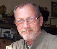 Kurt J._Schuchardt