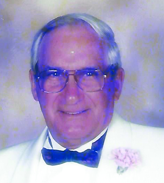 Lester J. MacLeod, Jr. (1925 - 2016)