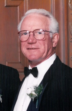Lloyd_Torchio