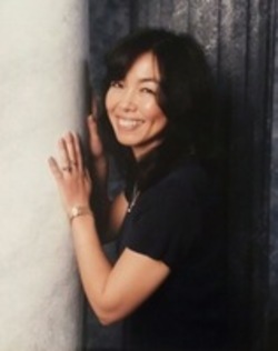 Lois_Yoshida