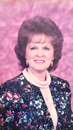 Loretta_Hall
