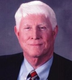 Lowell_Gilbert