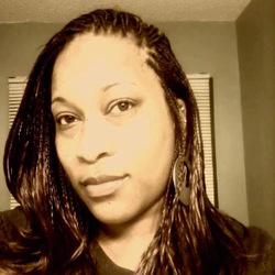 Mia Antionette_Newton