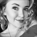 Miranda Evelyn Evelyn Deguglielmo (1995 - 2021)