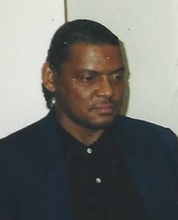 Wayne_Riley