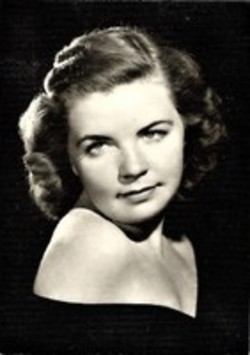 Patricia_Newton