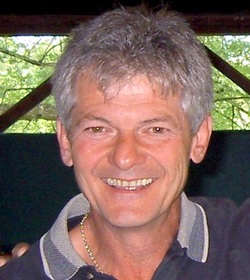 Peter_Bazar