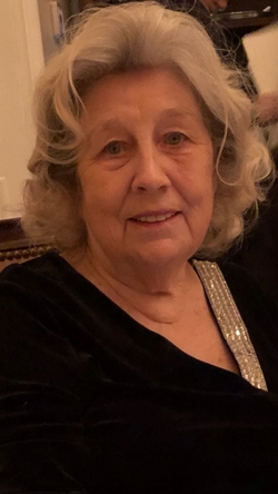 Phyllis_Crook