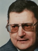 Raymond Snay