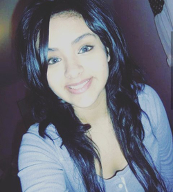 Rebecca_Rebolledo