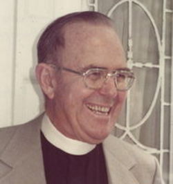 Rev. Dr. Aaron_Manderbach