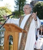 Rev. Vitor M. Oliveira
