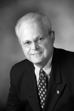 Richard D._Mays