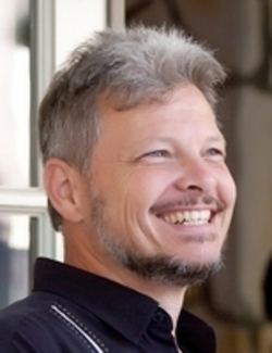 Robert 