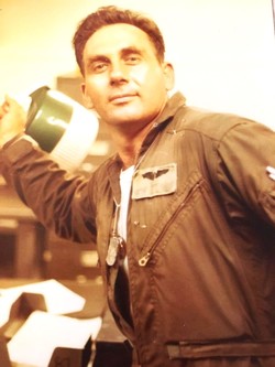 Roger_Bon, Sr.