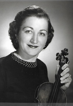 Ruth_Pfaff