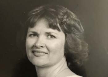 Sharon_Metcalf (Couch, Iliscupidez)