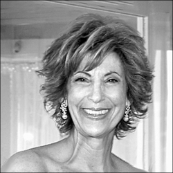 Susan_Levy