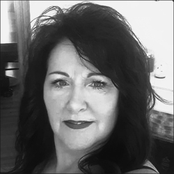 Tracy_Regan