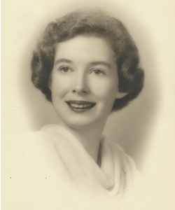 Una_Loftus