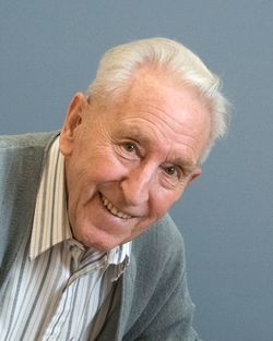 Walter J. Beckel (1924 - 2018)