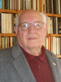 Warren_Field