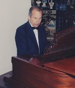 Willard J. Flynn (1928 - 2017)