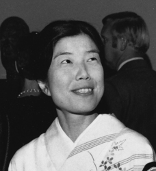 Yoshiko_Kakudo